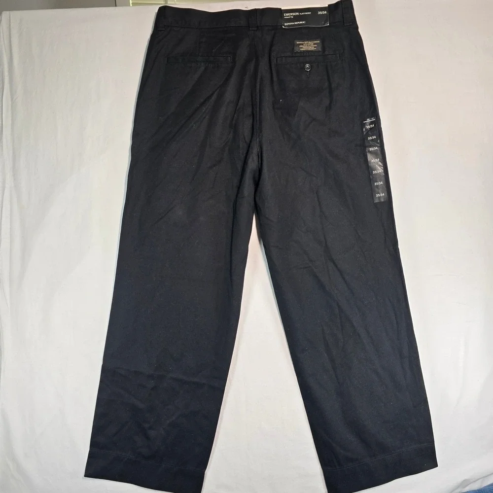 Banana Republic Emerson Chinos Mens 35x34 Black Relaxed Flat Front 136457-02